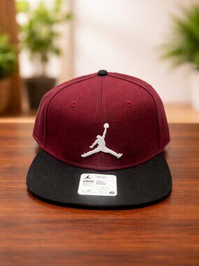 Air Jordan Nike Pro Jumpman Classics Snapback AR2118 Cherrywood Black Hat Cap